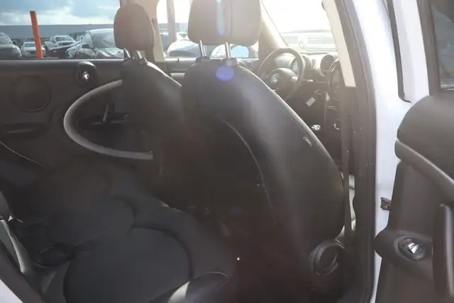 2014 Mini Countryman - Photo 15