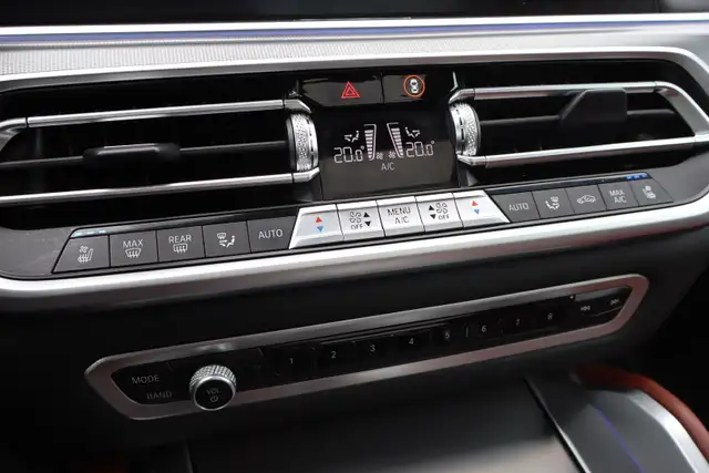 2022 BMW X6 - Photo 25