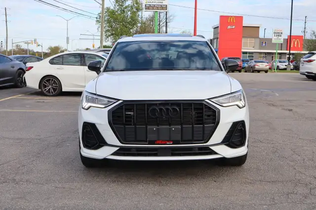 2022 Audi Q3 - Photo 2