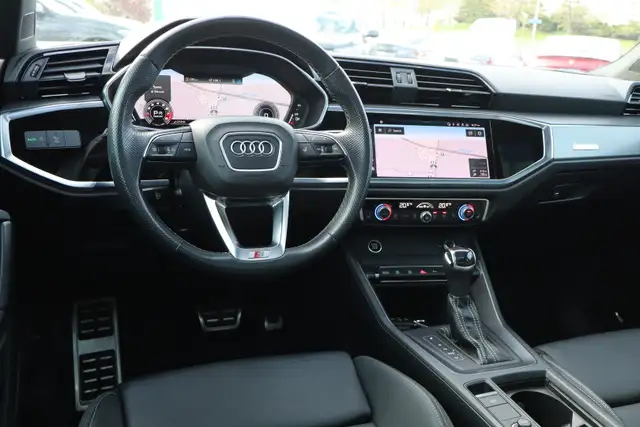 2022 Audi Q3 - Photo 12