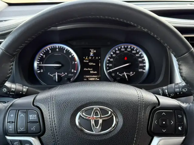 FOR SALE: 2017 Toyota Highlander XLE AWD - Photo 7