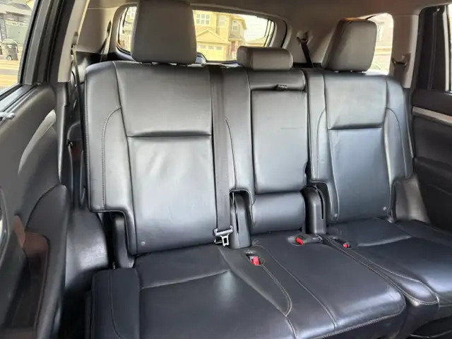 FOR SALE: 2017 Toyota Highlander XLE AWD - Photo 10