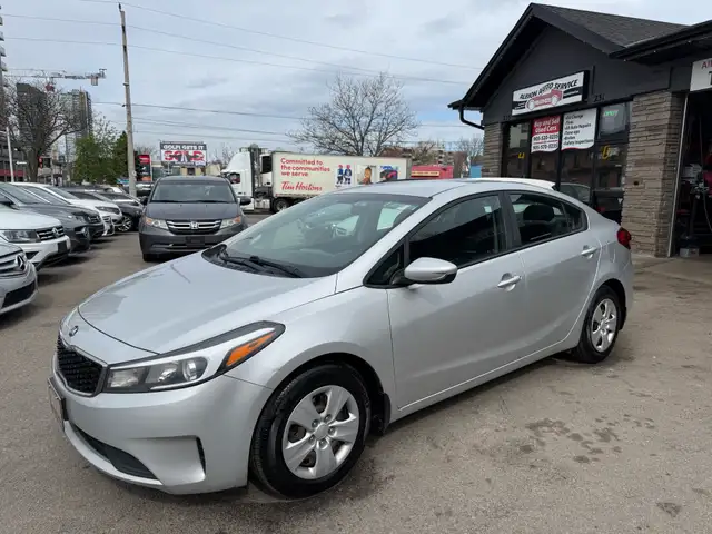 2017 Kia Forte 4dr Sdn Man LX