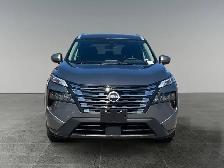 2025 Nissan Rogue SV Moonroof - Photo 10