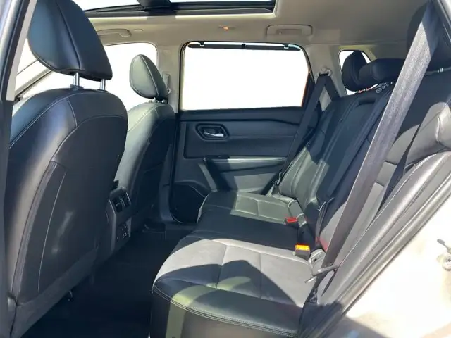 2024 Nissan Rogue SL - Photo 13
