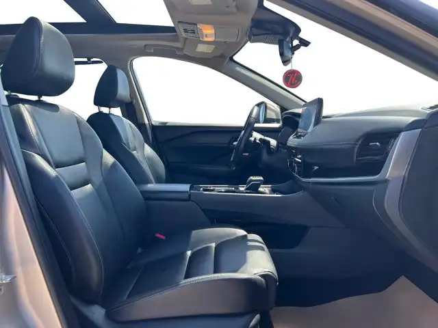 2024 Nissan Rogue SL - Photo 17
