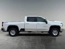 2022 Chevrolet Silverado 3500HD LT - Photo 8