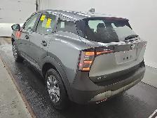 2025 Nissan Kicks S - Blind Spot Monitor - Reverse Camera !! - Photo 6