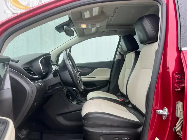 2019 Buick Encore AWD Sport Touring | Command Start | Sunroof - Photo 16