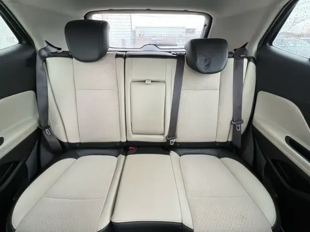 2019 Buick Encore AWD Sport Touring | Command Start | Sunroof - Photo 24