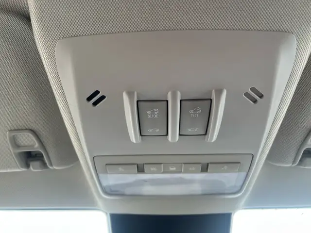 2019 Buick Encore AWD Sport Touring | Command Start | Sunroof - Photo 28