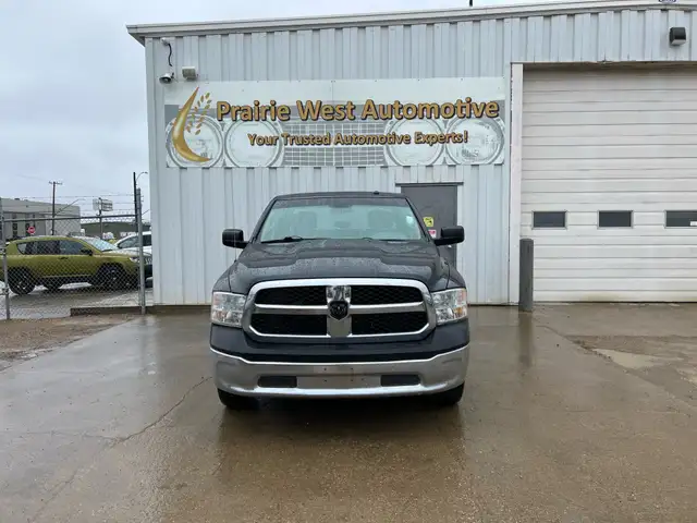 2014 Ram 1500 ST HEMI Crew Cab 5.7L V8 | No Accident | Remote St - Photo 2