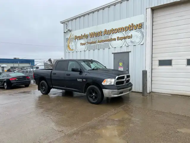 2014 Ram 1500 ST HEMI Crew Cab 5.7L V8 | No Accident | Remote St - Photo 3