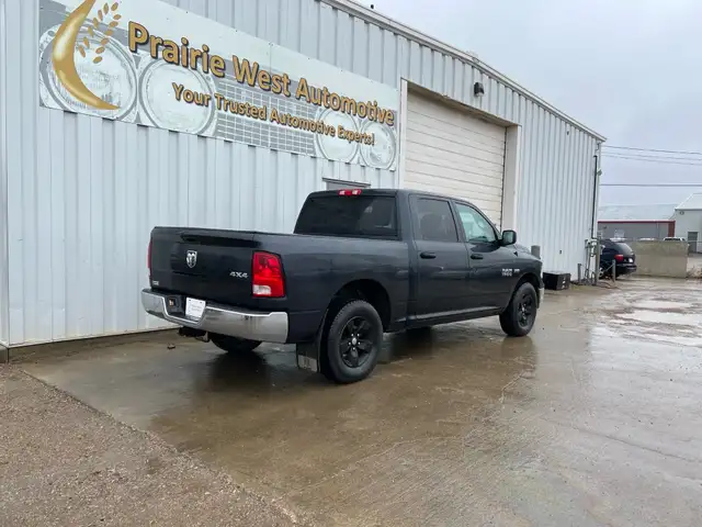 2014 Ram 1500 ST HEMI Crew Cab 5.7L V8 | No Accident | Remote St - Photo 5