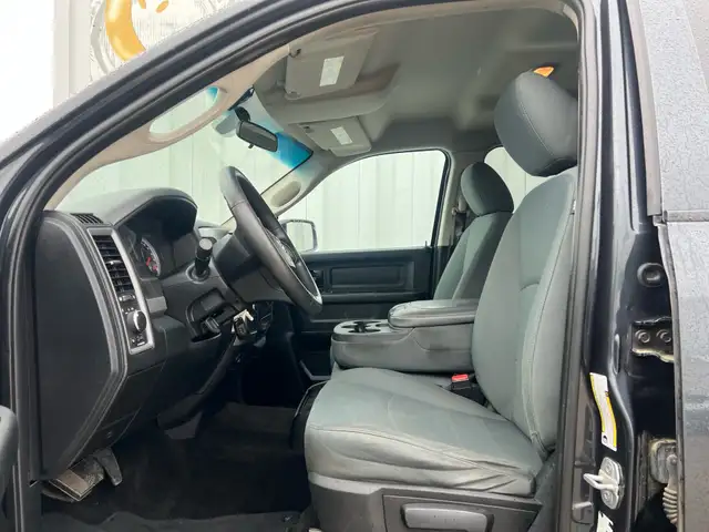 2014 Ram 1500 ST HEMI Crew Cab 5.7L V8 | No Accident | Remote St - Photo 15