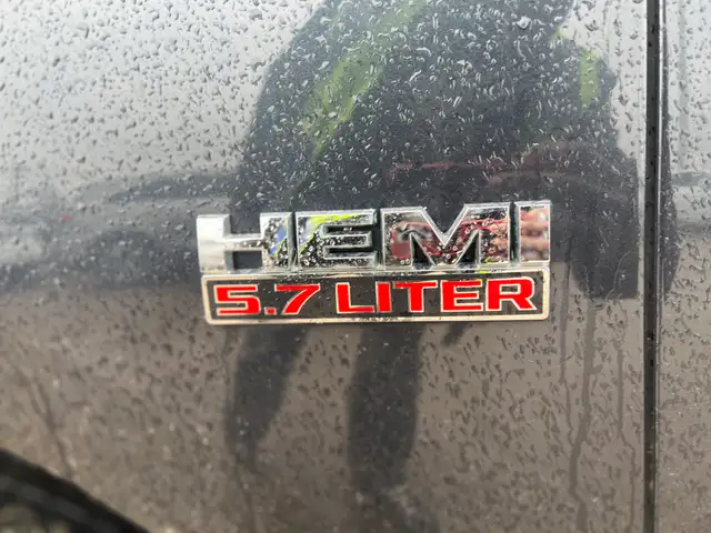 2014 Ram 1500 ST HEMI Crew Cab 5.7L V8 | No Accident | Remote St - Photo 16