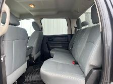 2014 Ram 1500 ST HEMI Crew Cab 5.7L V8 | No Accident | Remote St - Photo 18