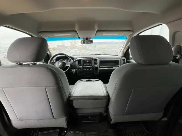 2014 Ram 1500 ST HEMI Crew Cab 5.7L V8 | No Accident | Remote St - Photo 23