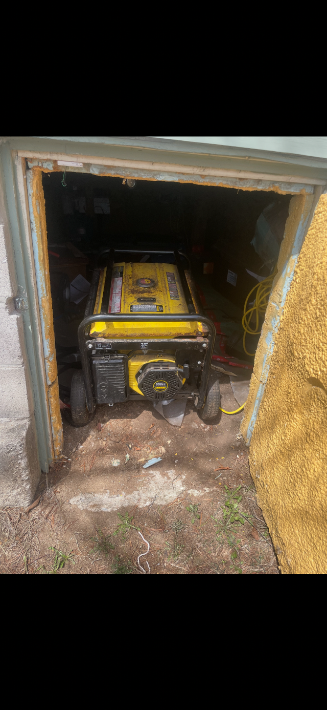 Champion 6500 PeakWatt Portable Generator - Photo 2