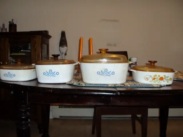 1970's models Corning Ware casserole dishes - Photo 2