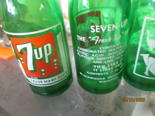 1950s 7UP GIRL IN BATHING SUIT 7 OUNCE POP SODA BOTTLE $18 EA. - Photo 2