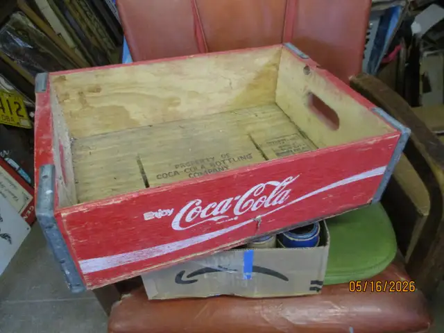 1978 GRAND FORKS COKE COCA COLA WOOD BOX CRATE $40 MANCAVE DECOR