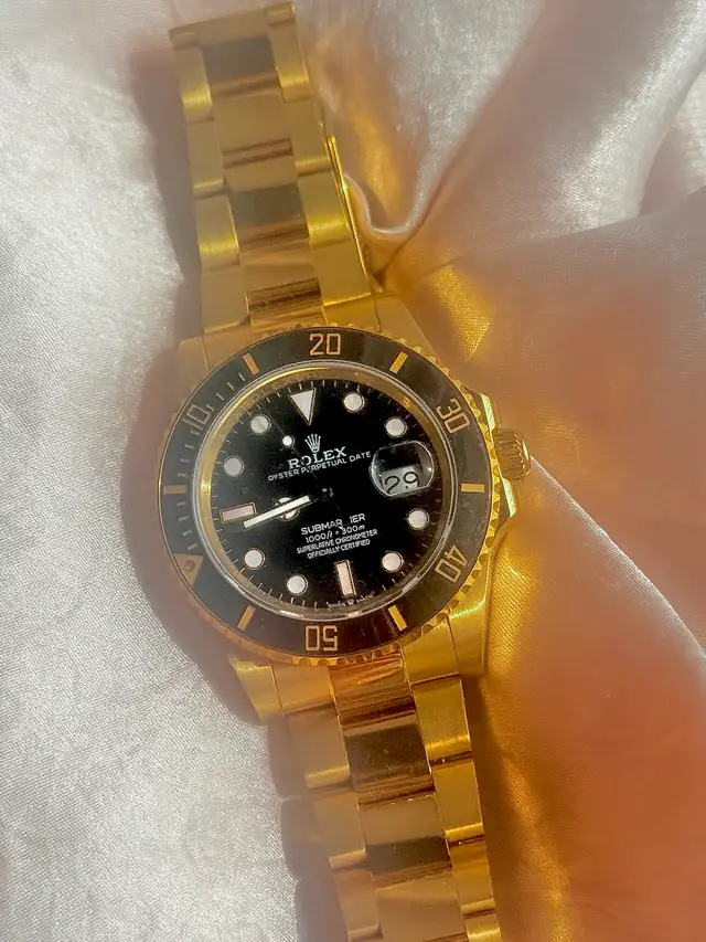 REAL ROLEX WATCH WITH PAPERS- SELLING FOR UNDER-MARKET VALUE!! - Photo 3