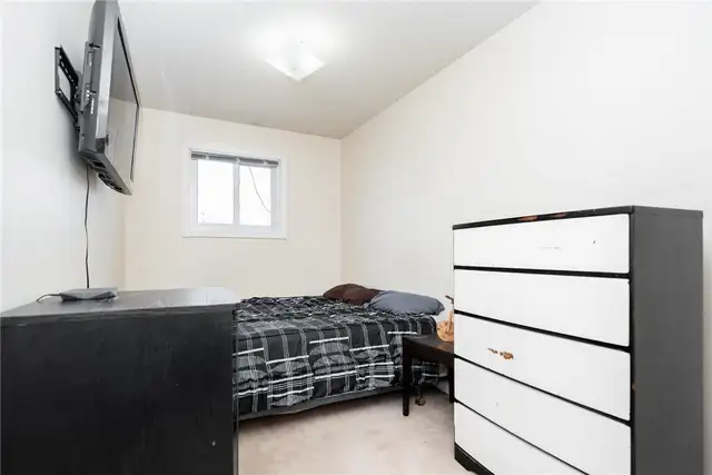 3-Bedroom Family Home for Rent - Photo 8