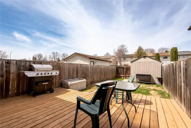 3-Bedroom Family Home for Rent - Photo 9