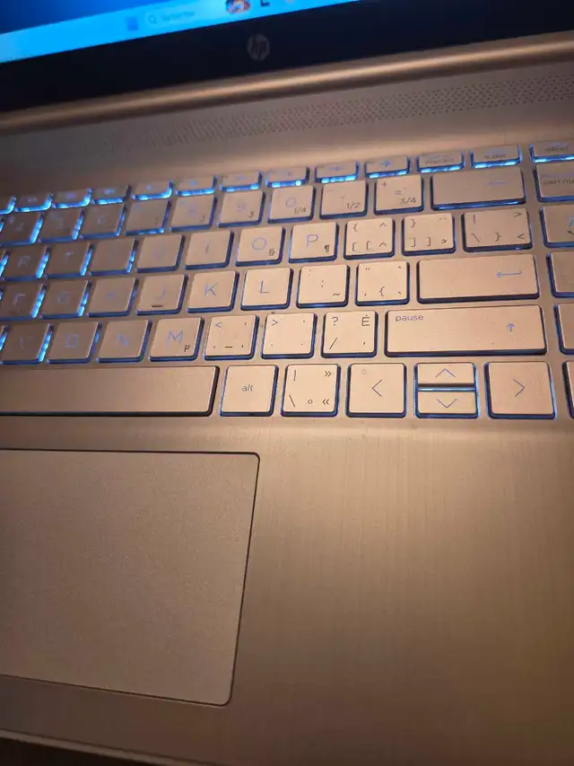 hp i5 Windows 11 modèle ef2008ca - Photo 3