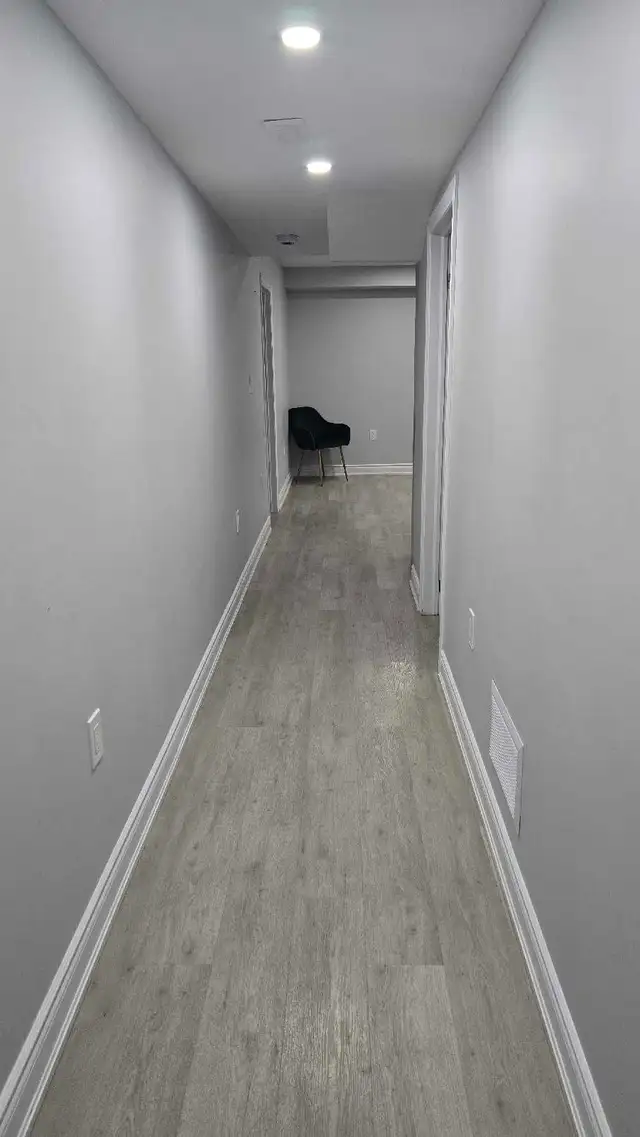 Basement for rent - Photo 10