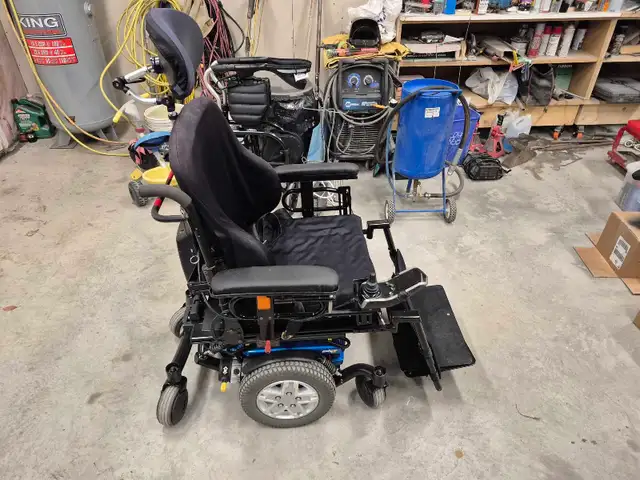 Quantum electric wheelchair - Photo 5