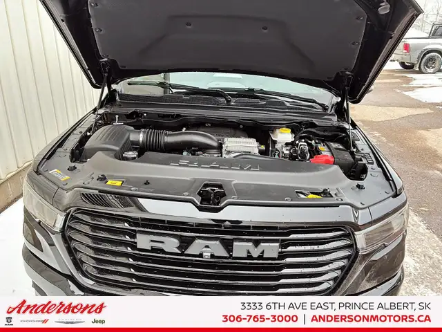 2026 Ram 1500 SPORT 5.7L HEMI V8 / Crew Cab / harman/kardon Prem - Photo 9