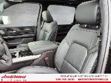 2026 Ram 1500 SPORT 5.7L HEMI V8 / Crew Cab / harman/kardon Prem - Photo 10
