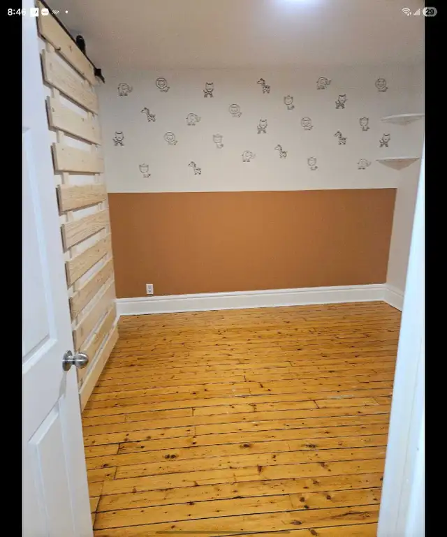 room Available for move-in - Photo 4