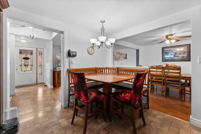 OPEN HOUSE MAY 17 2-4 PM - 3 bdrm split-level home, carpet-free - Photo 5