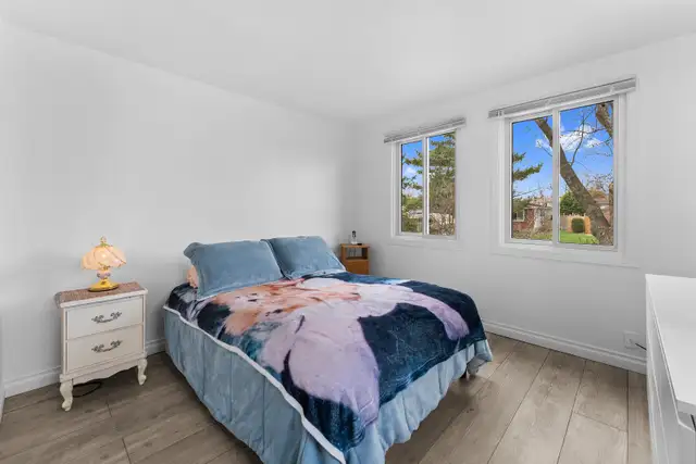 OPEN HOUSE MAY 17 2-4 PM - 3 bdrm split-level home, carpet-free - Photo 7