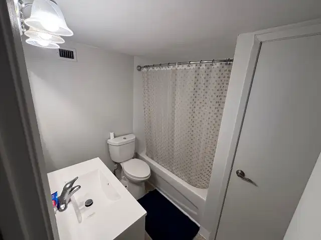 Sharing Room - Photo 2