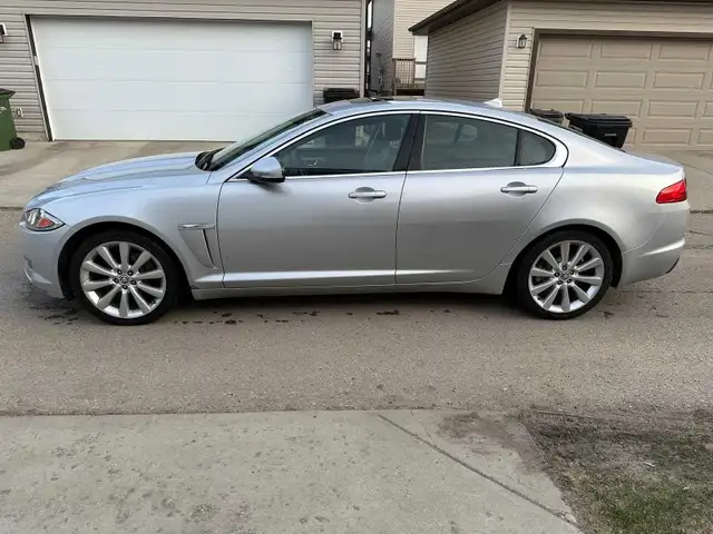 2013 Jaguar XF 3.0L Supercharge AWD For Sale. - Photo 4