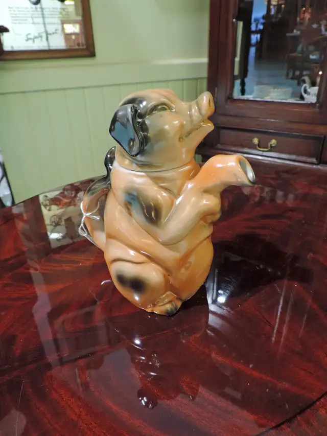 Vintage Pig Teapot