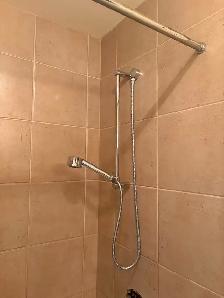 Bathroom - Photo 4