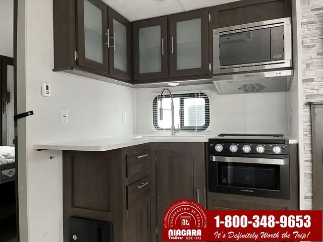 2020 FOREST RIVER SALEM 22RBS Travel Trailer - Photo 9