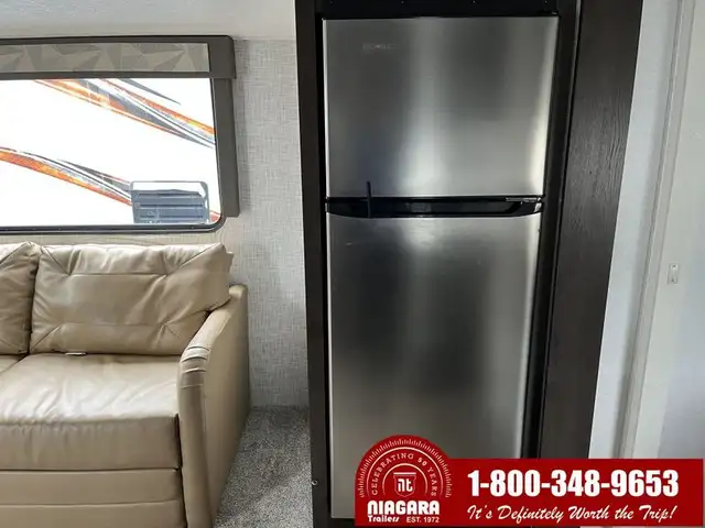 2020 FOREST RIVER SALEM 22RBS Travel Trailer - Photo 10