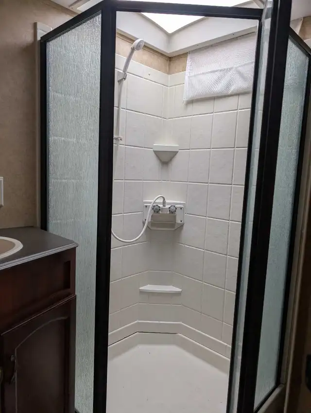 35ft  2012 Crusader 5th wheel for sale! - Photo 10