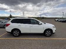 2020 Nissan Pathfinder SV AWD