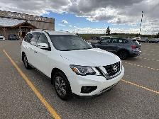 2020 Nissan Pathfinder SV AWD - Photo 2