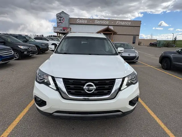 2020 Nissan Pathfinder SV AWD - Photo 3