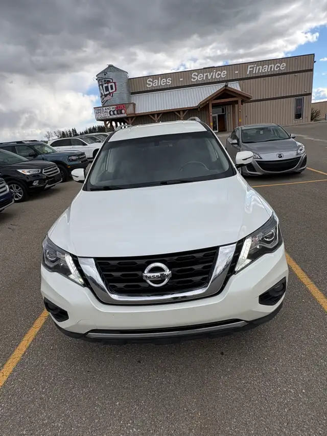 2020 Nissan Pathfinder SV AWD - Photo 10