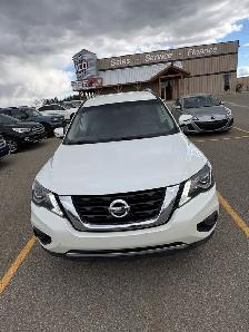2020 Nissan Pathfinder SV AWD - Photo 10