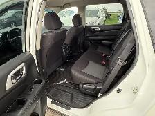 2020 Nissan Pathfinder SV AWD - Photo 12